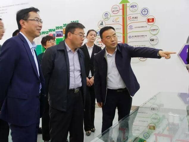 區(qū)委常委、區(qū)紀(jì)委書(shū)記、區(qū)監(jiān)委主任王慶峰調(diào)研天意機(jī)械