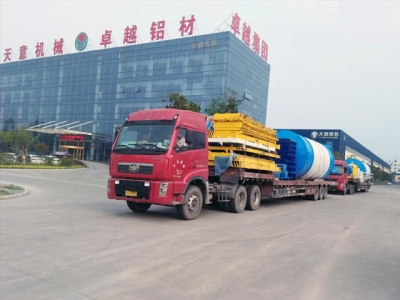 熱烈祝賀內(nèi)蒙古客戶輕質(zhì)墻板生產(chǎn)線成功啟運！