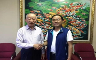 印尼著名僑領(lǐng)、印尼泛印集團(tuán)董事長、印尼總統(tǒng)大學(xué)創(chuàng)辦人-李文光